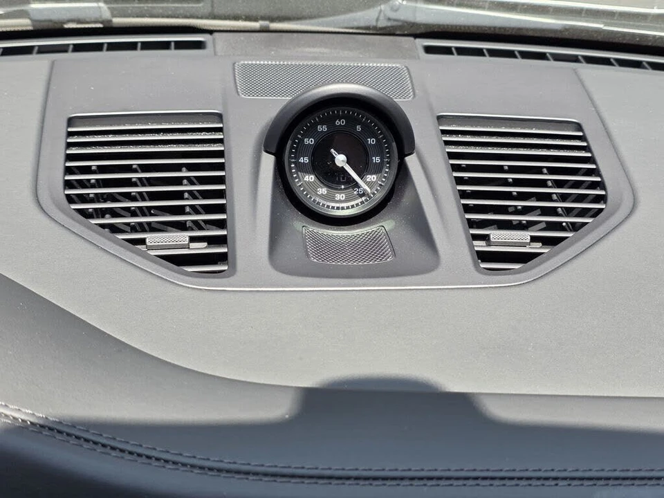 2026 Porsche 992 Carrera - Image 18 of 31