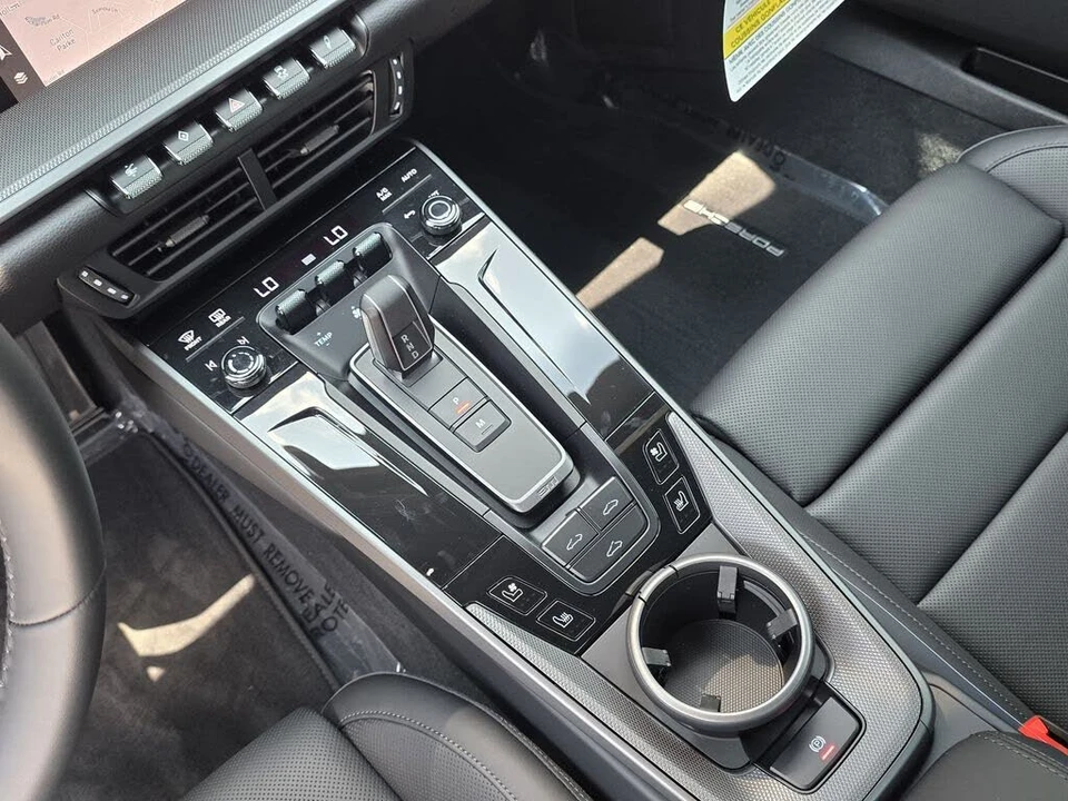 2026 Porsche 992 Carrera - Image 21 of 31