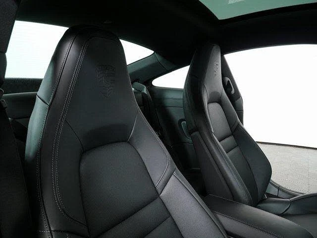 2026 Porsche 992 Carrera - Image 21 of 31