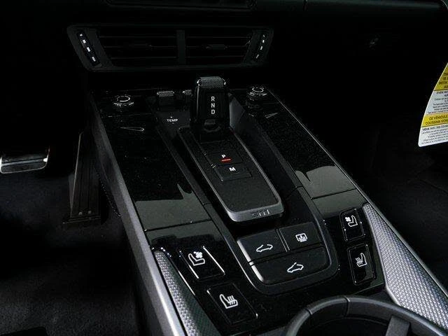 2026 Porsche 992 Carrera - Image 19 of 31