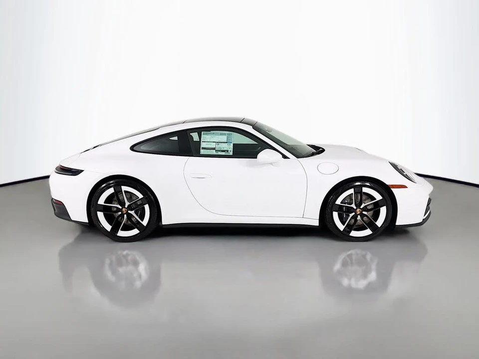 2026 Porsche 992 Carrera - Image 27 of 31