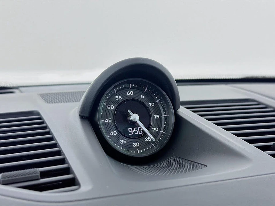 2026 Porsche 992 Carrera - Image 17 of 31