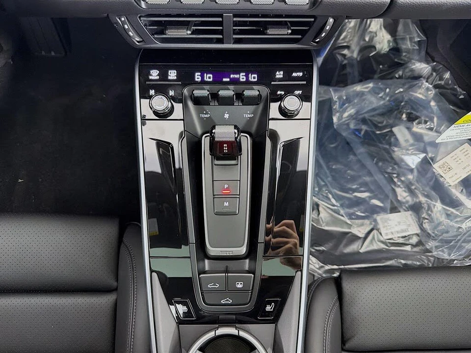 2026 Porsche 992 Carrera - Image 21 of 31