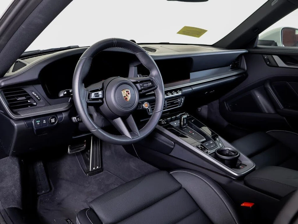 2026 Porsche 992 Carrera - Image 5 of 31