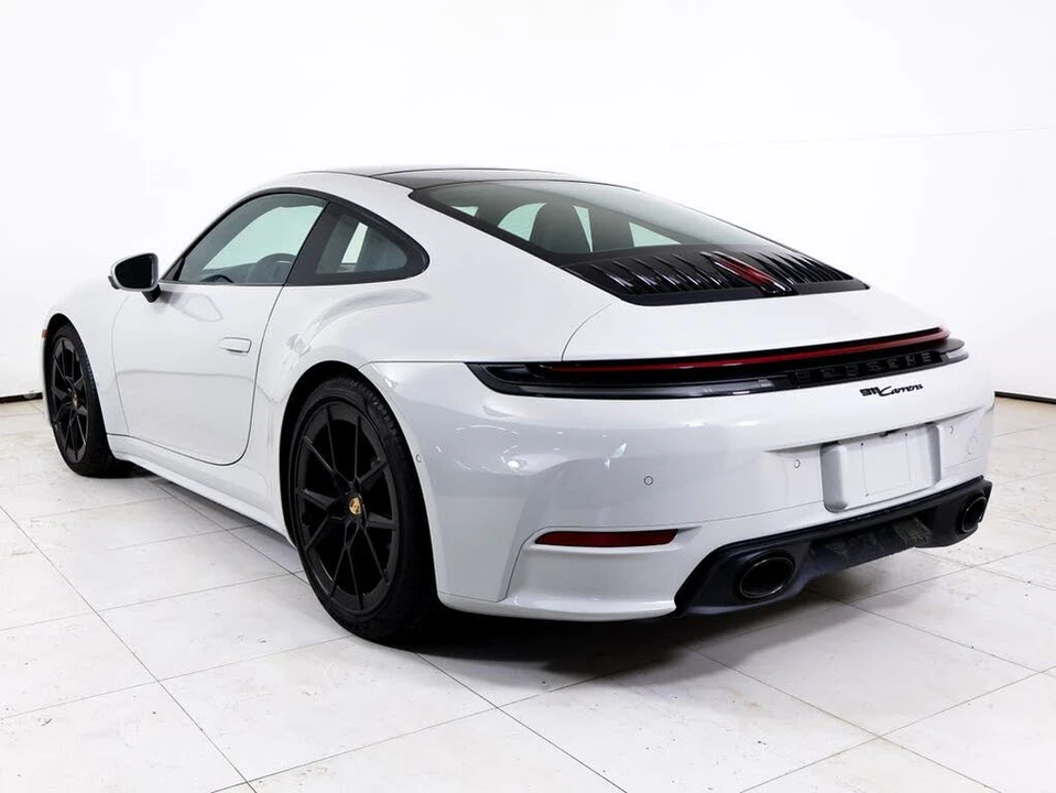 2026 Porsche 992 Carrera - Image 3 of 31