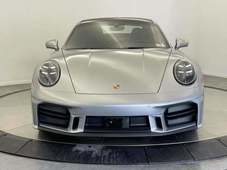 2026 Porsche 992 Carrera - Image 10 of 31
