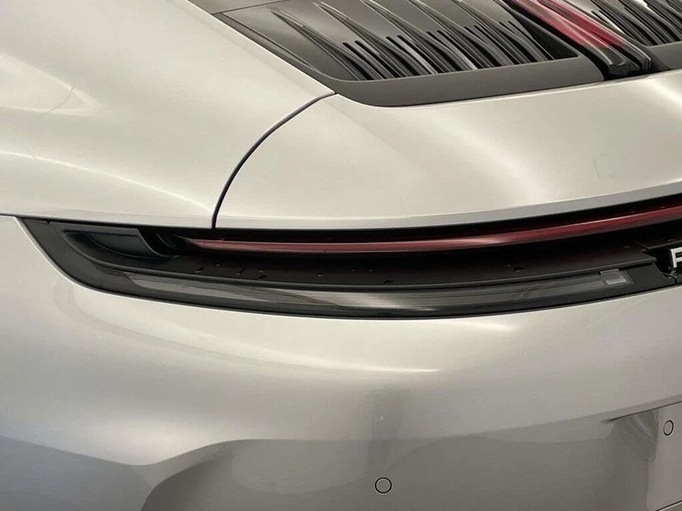 2026 Porsche 992 Carrera - Image 16 of 31