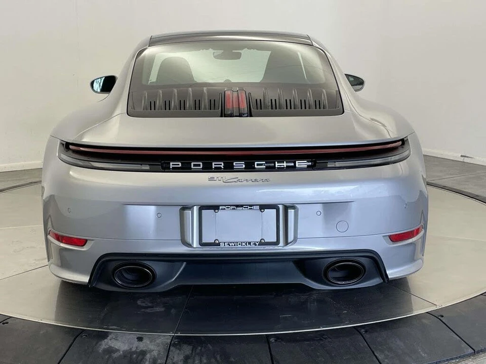 2026 Porsche 992 Carrera - Image 6 of 31