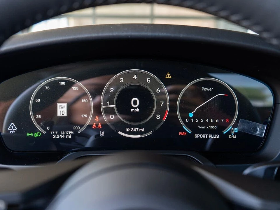 2026 Porsche 992 Carrera - Image 17 of 31