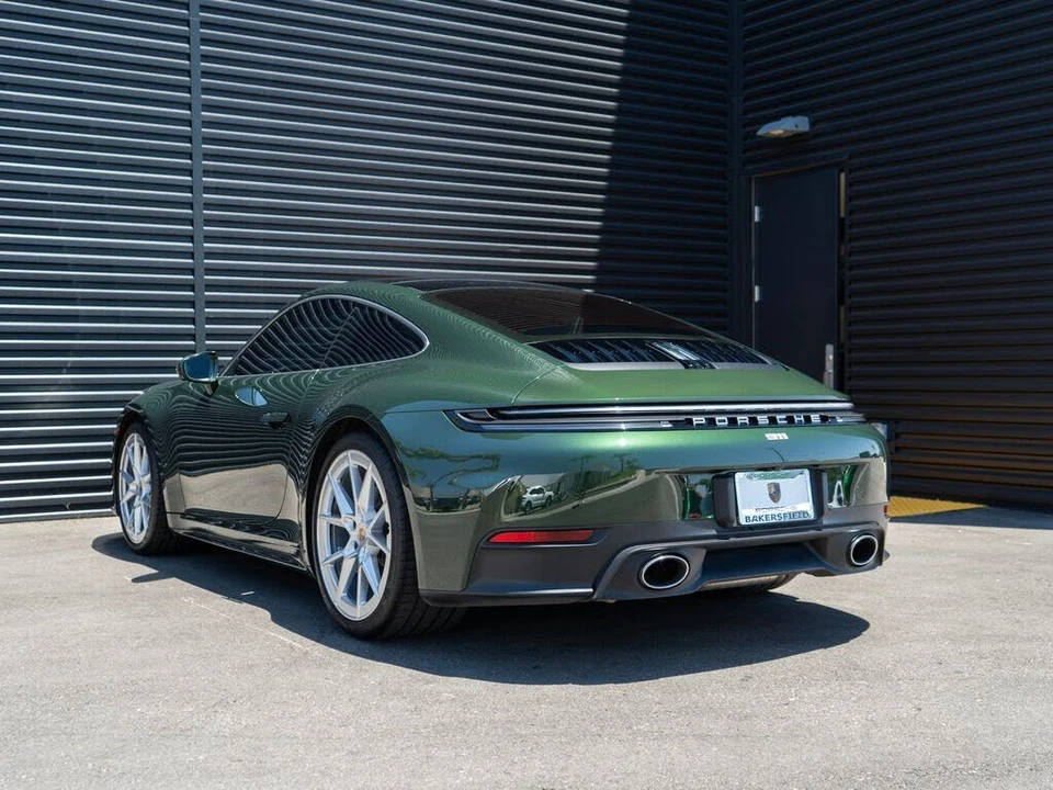 2026 Porsche 992 Carrera - Image 3 of 31