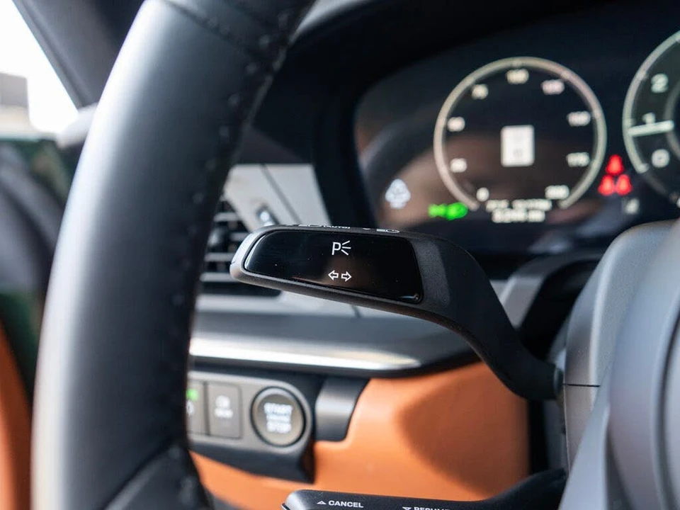 2026 Porsche 992 Carrera - Image 20 of 31