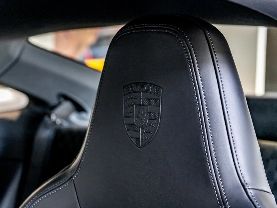2026 Porsche 992 Carrera - Image 20 of 31