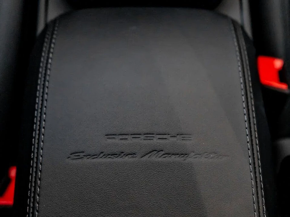2026 Porsche 992 Carrera - Image 25 of 31