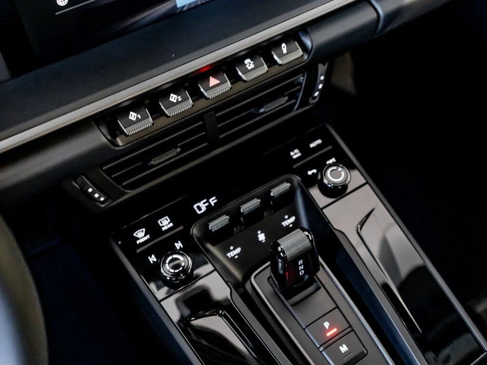 2026 Porsche 992 Carrera - Image 23 of 31