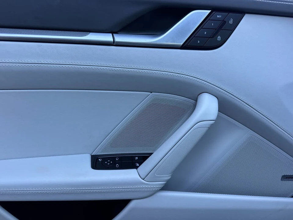 2026 Porsche 992 Carrera - Image 13 of 29