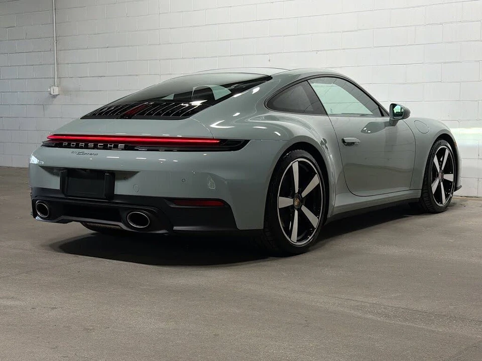 2026 Porsche 992 Carrera - Image 7 of 31
