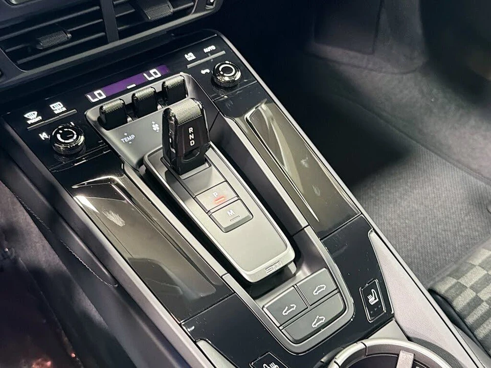 2026 Porsche 992 Carrera - Image 26 of 31