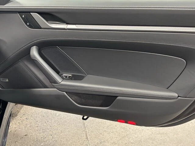 2026 Porsche 992 Carrera - Image 27 of 31