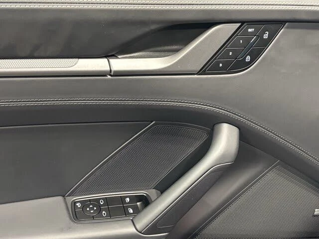 2026 Porsche 992 Carrera - Image 14 of 31
