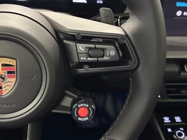 2026 Porsche 992 Carrera - Image 18 of 31