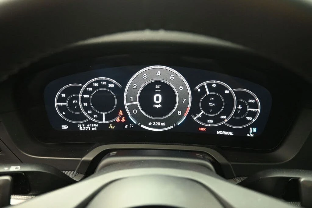 2026 Porsche 992 Carrera - Image 8 of 31