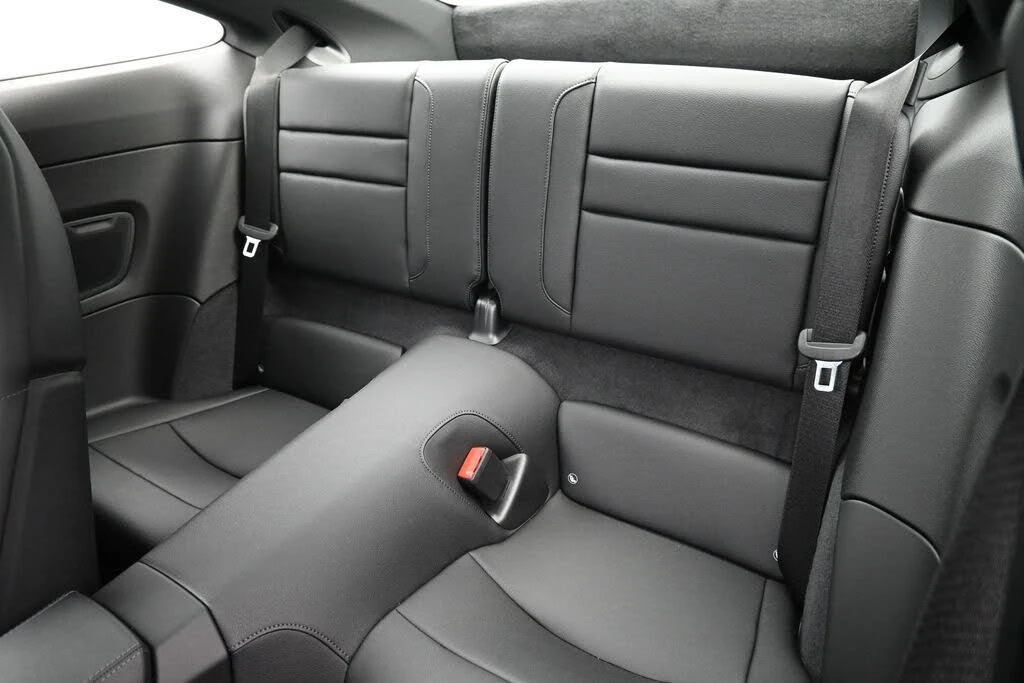 2026 Porsche 992 Carrera - Image 23 of 31