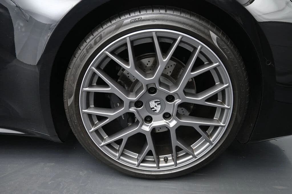 2026 Porsche 992 Carrera - Image 24 of 31