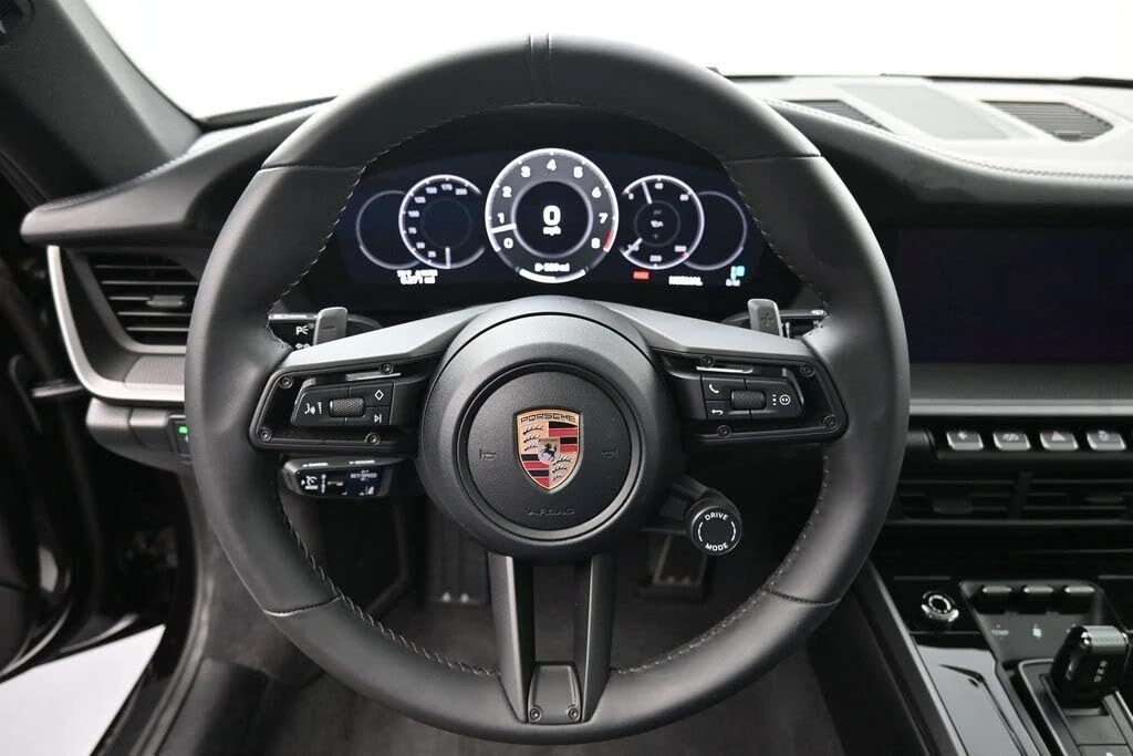 2026 Porsche 992 Carrera - Image 7 of 31