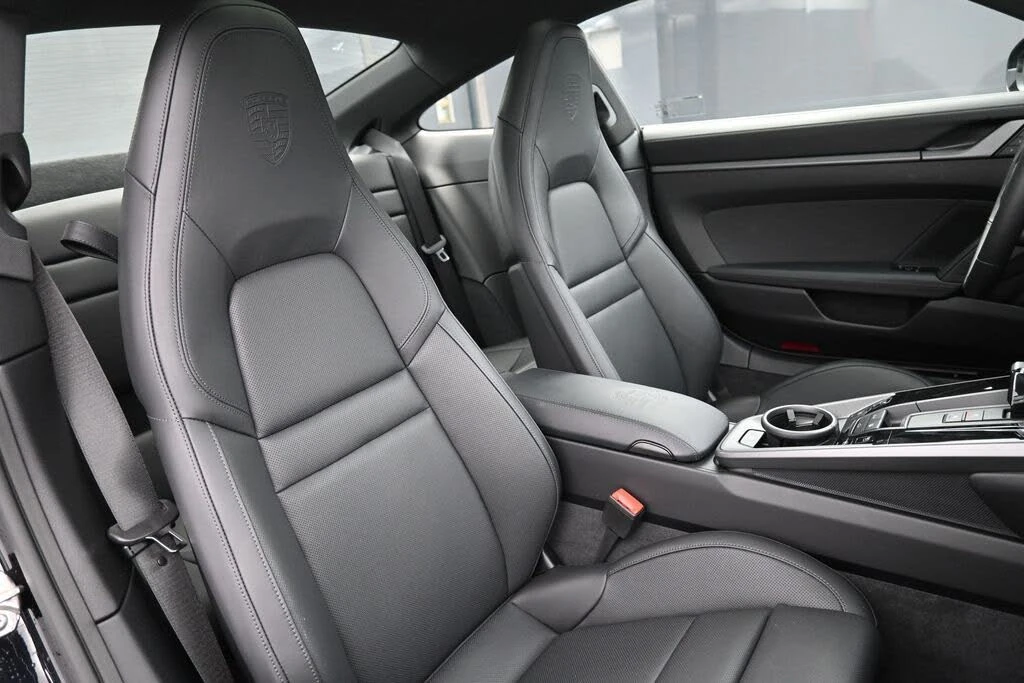 2026 Porsche 992 Carrera - Image 27 of 31