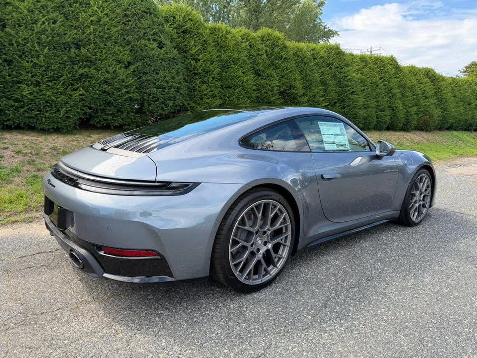 2026 Porsche 992 Carrera - Image 6 of 31