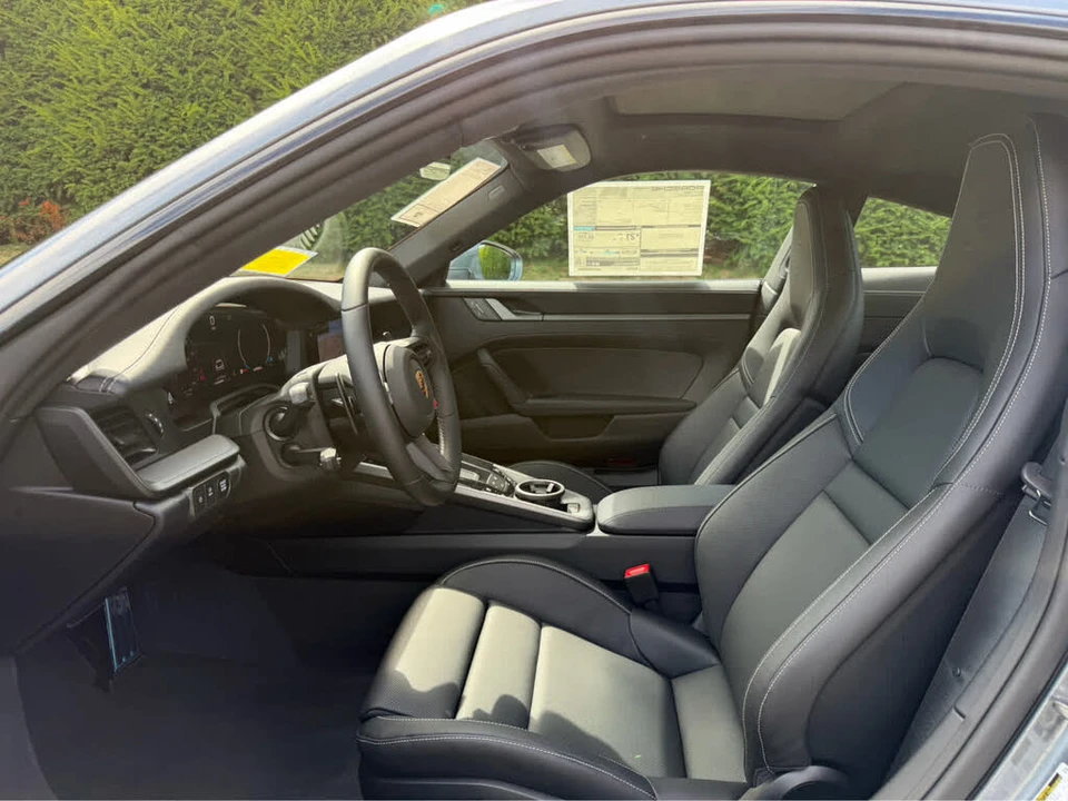 2026 Porsche 992 Carrera - Image 5 of 31