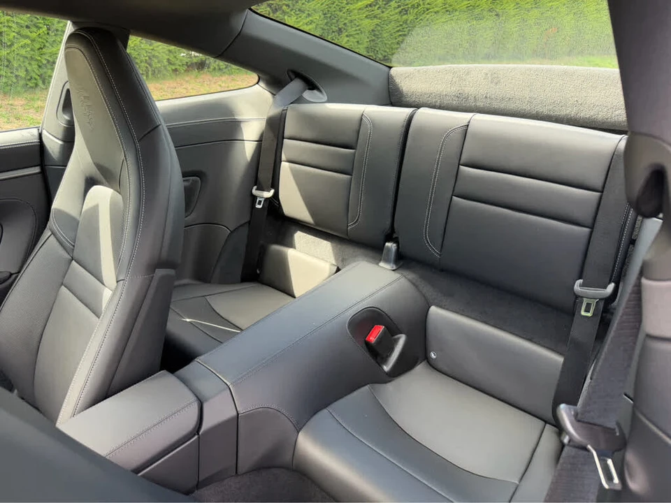 2026 Porsche 992 Carrera - Image 17 of 31
