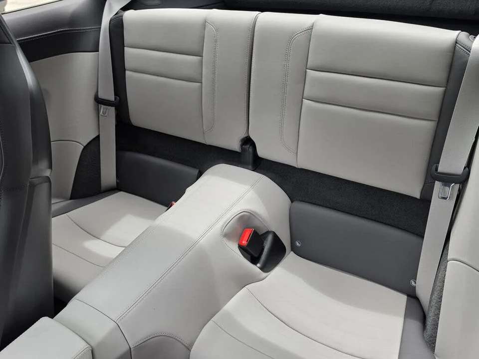 2026 Porsche 992 Carrera - Image 19 of 30