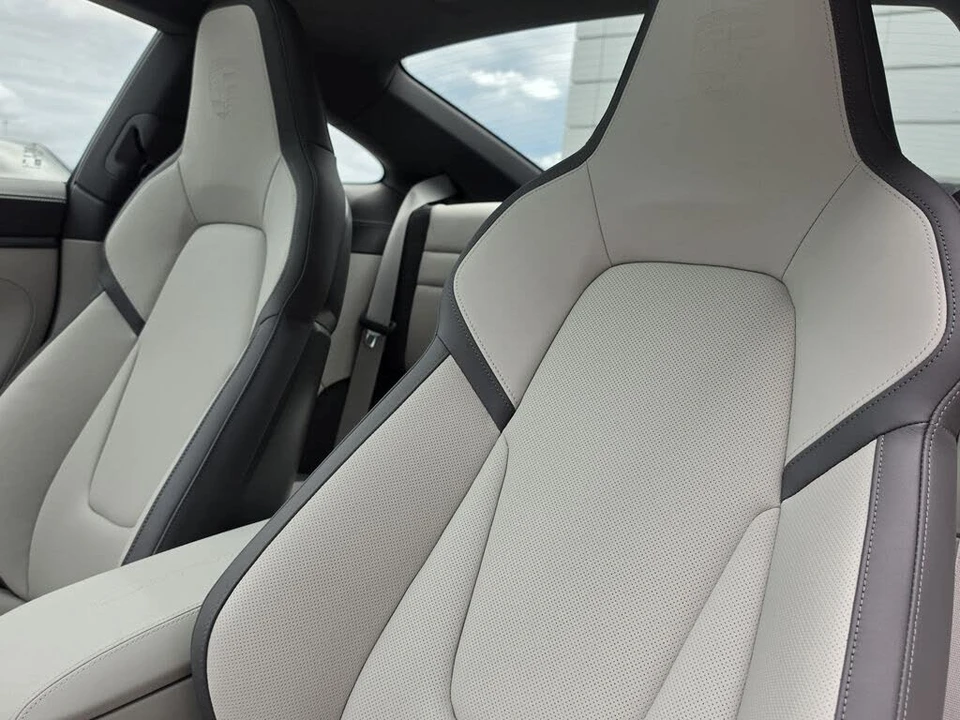 2026 Porsche 992 Carrera - Image 5 of 30