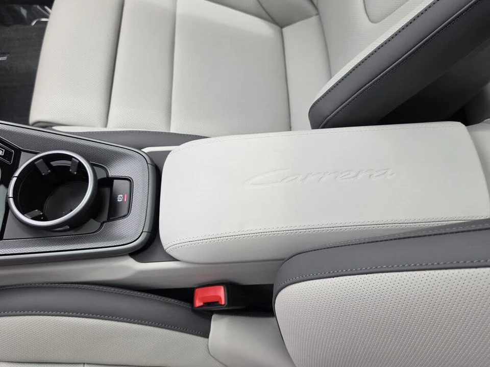 2026 Porsche 992 Carrera - Image 15 of 30