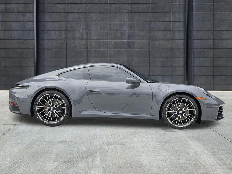 2026 Porsche 992 Carrera - Image 7 of 30