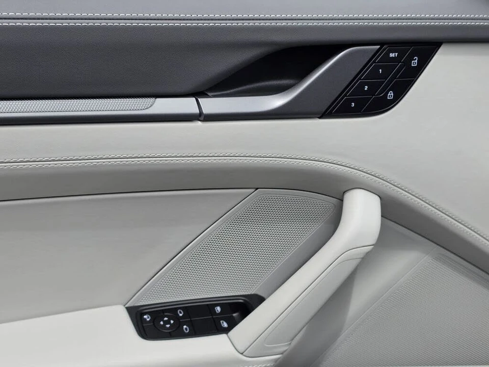 2026 Porsche 992 Carrera - Image 13 of 30