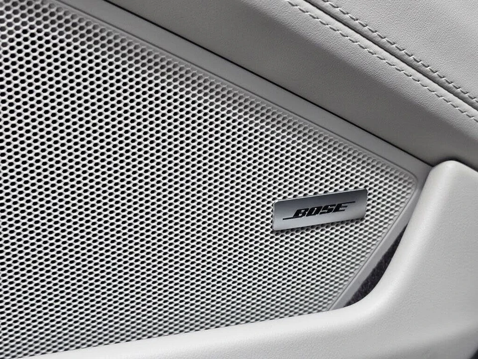 2026 Porsche 992 Carrera - Image 14 of 30