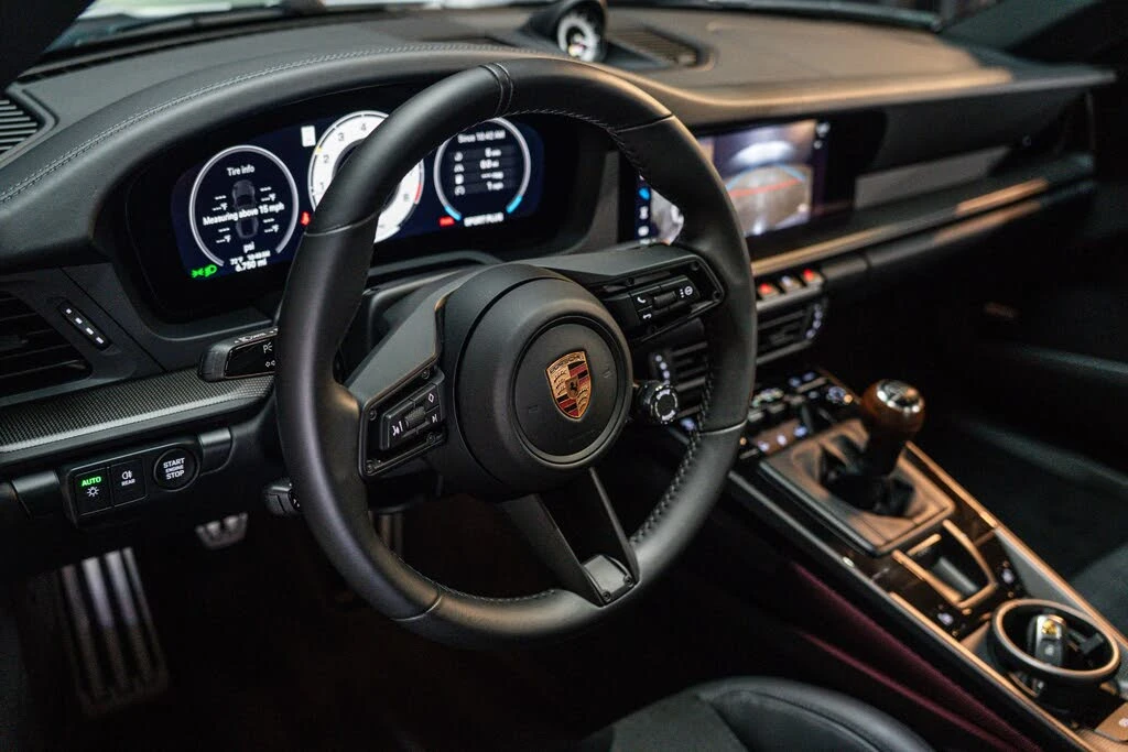 2026 Porsche 992 Carrera - Image 7 of 23