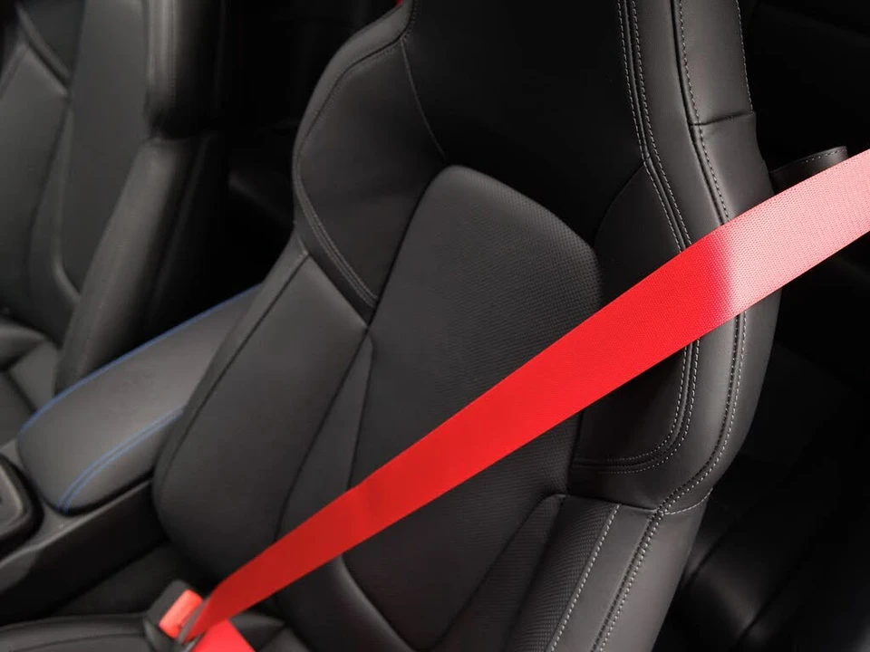 2026 Porsche 992 Carrera - Image 16 of 31