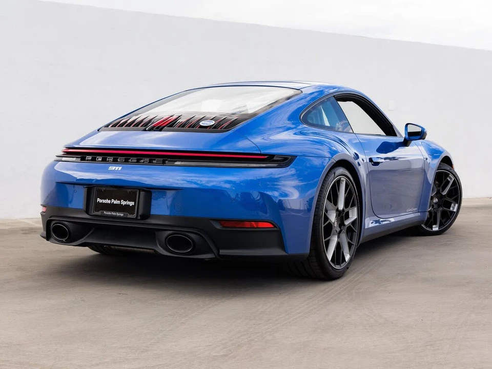 2026 Porsche 992 Carrera - Image 7 of 31
