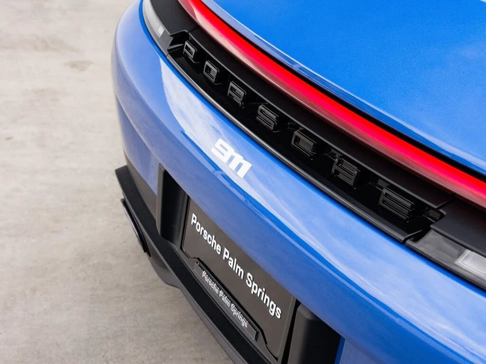 2026 Porsche 992 Carrera - Image 12 of 31