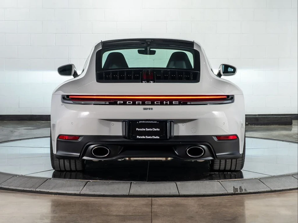 2026 Porsche 992 Carrera - Image 10 of 31
