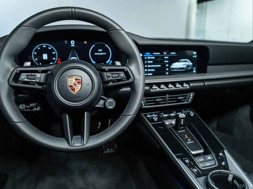 2026 Porsche 992 Carrera - Image 18 of 31