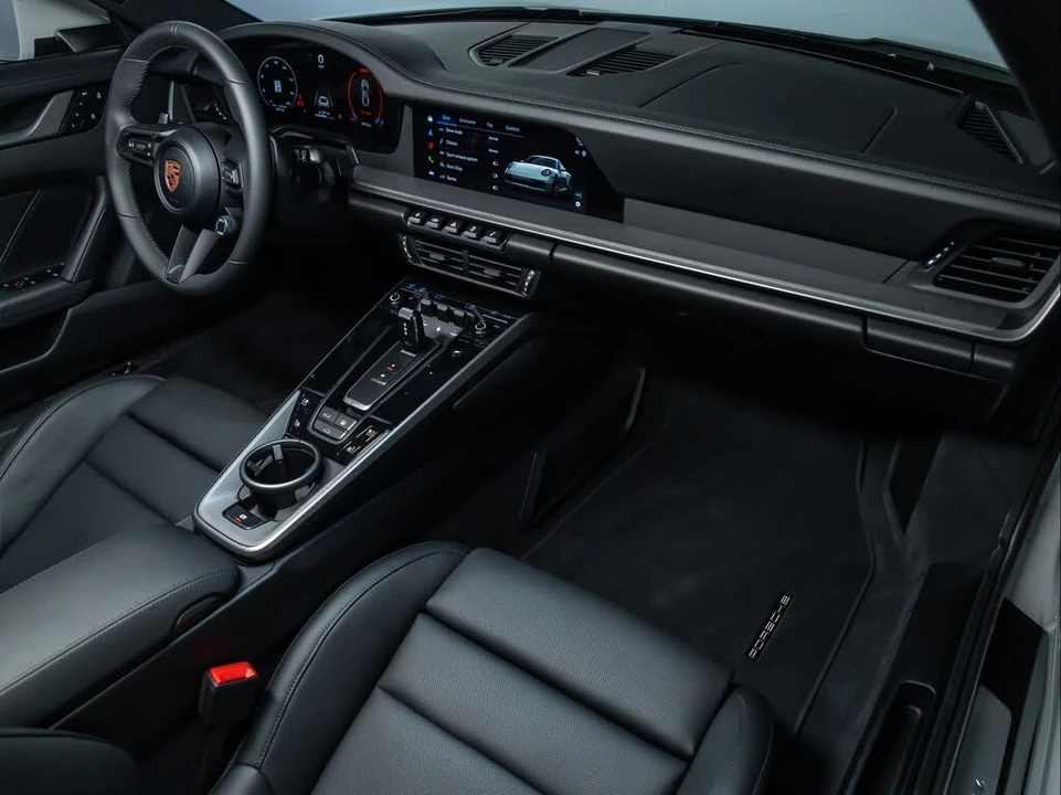 2026 Porsche 992 Carrera - Image 28 of 31