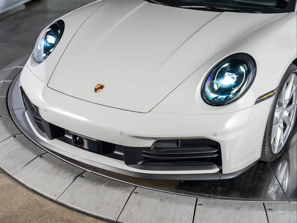 2026 Porsche 992 Carrera - Image 11 of 31