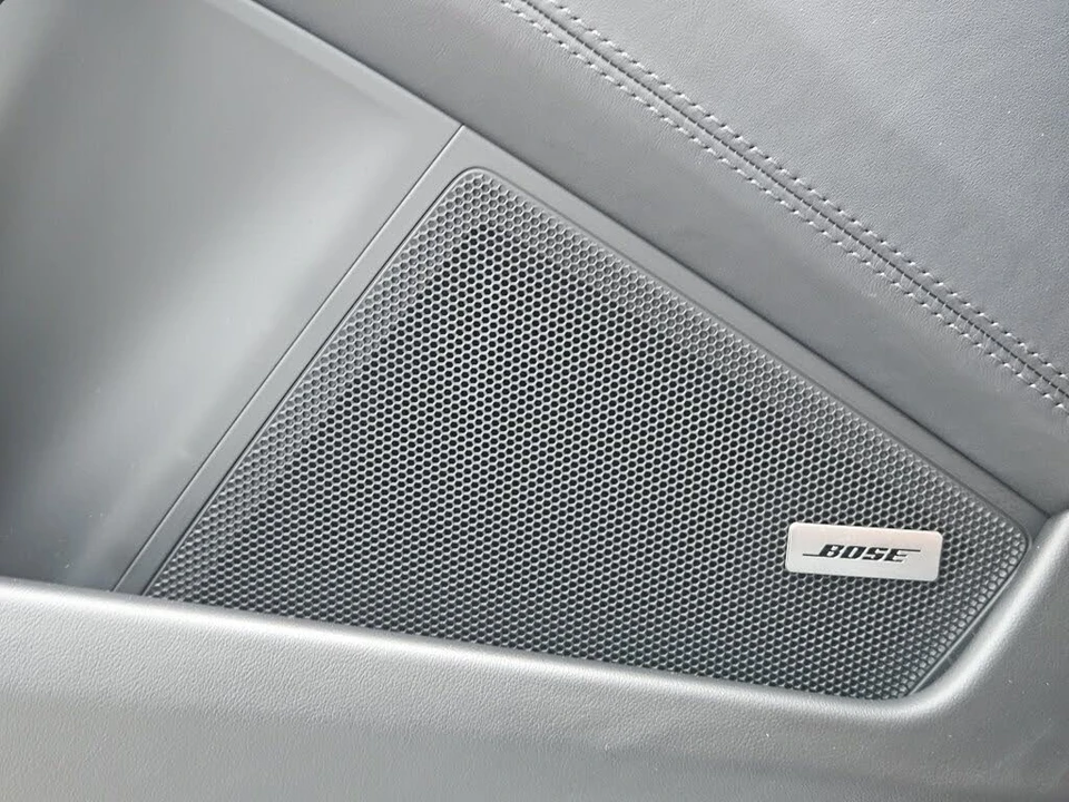 2026 Porsche 992 Carrera - Image 24 of 31