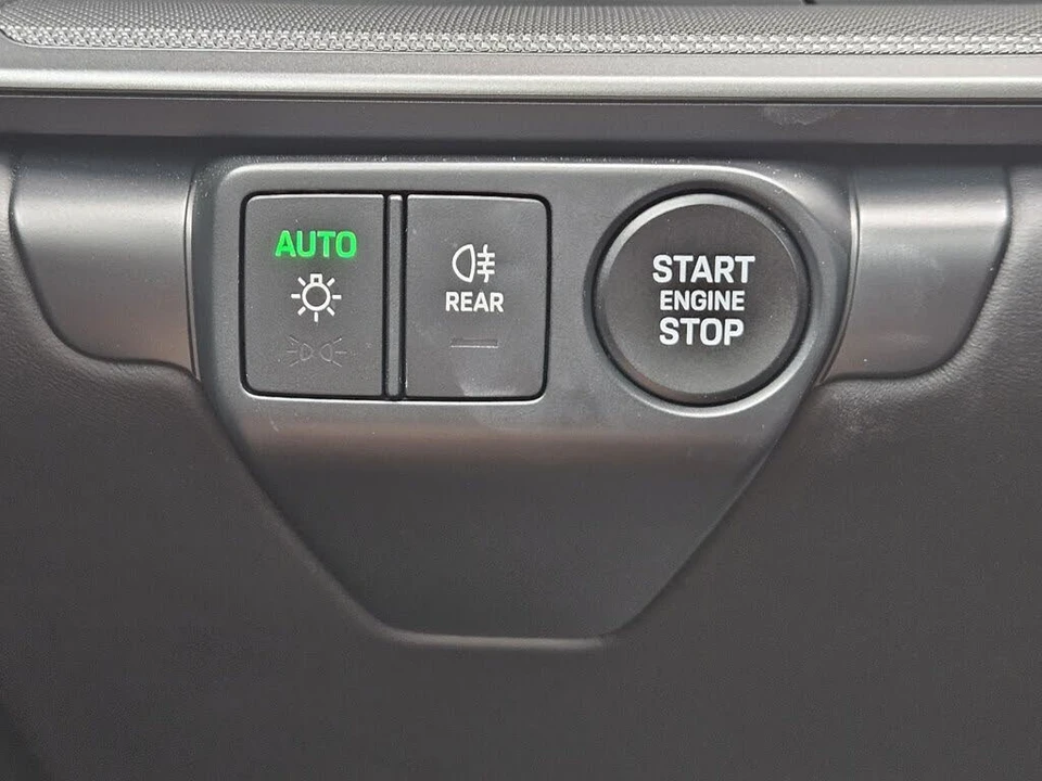 2026 Porsche 992 Carrera - Image 22 of 31