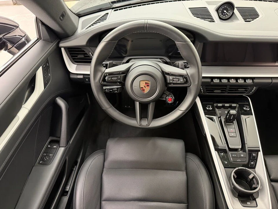 2026 Porsche 992 Carrera - Image 15 of 31