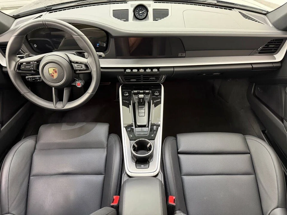 2026 Porsche 992 Carrera - Image 14 of 31